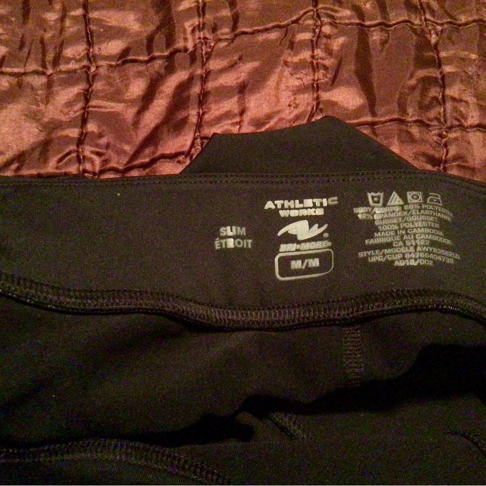 Athletic works women’s slim pants - Picture 3 of 5